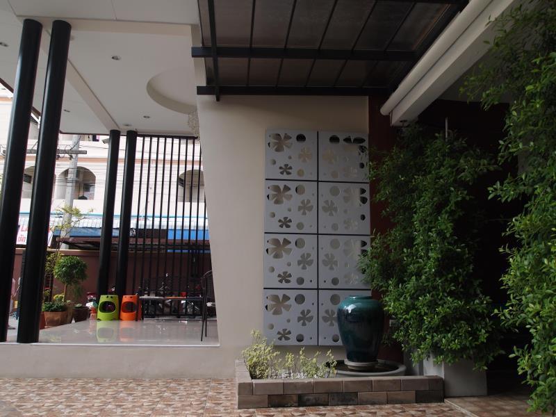 Chitra Suite Pattaya Exterior photo