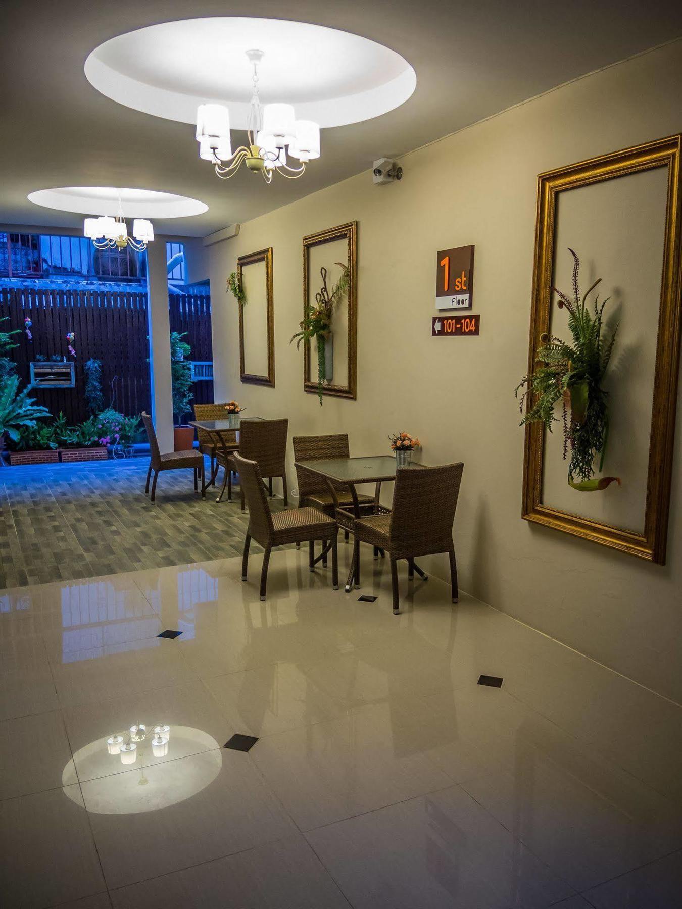 Chitra Suite Pattaya Exterior photo