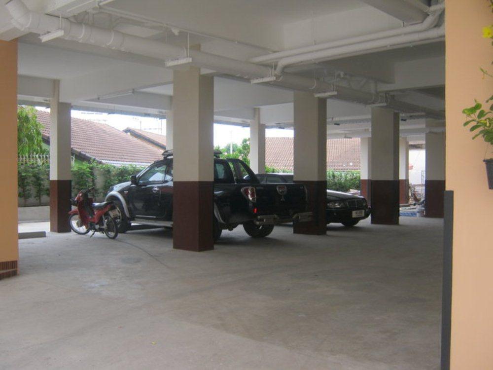 Chitra Suite Pattaya Exterior photo